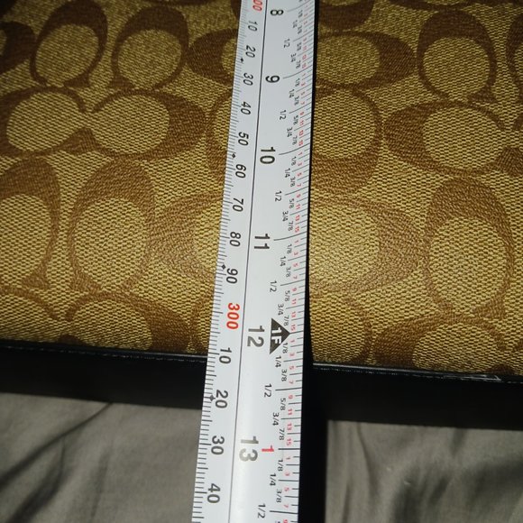 Like-New COACH Shoulder Bag - Picture 5 of 16